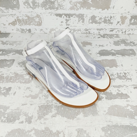 New DKNY Women's Ava Ankle-Strap Thong Sandals D654 - Picture 3 of 12